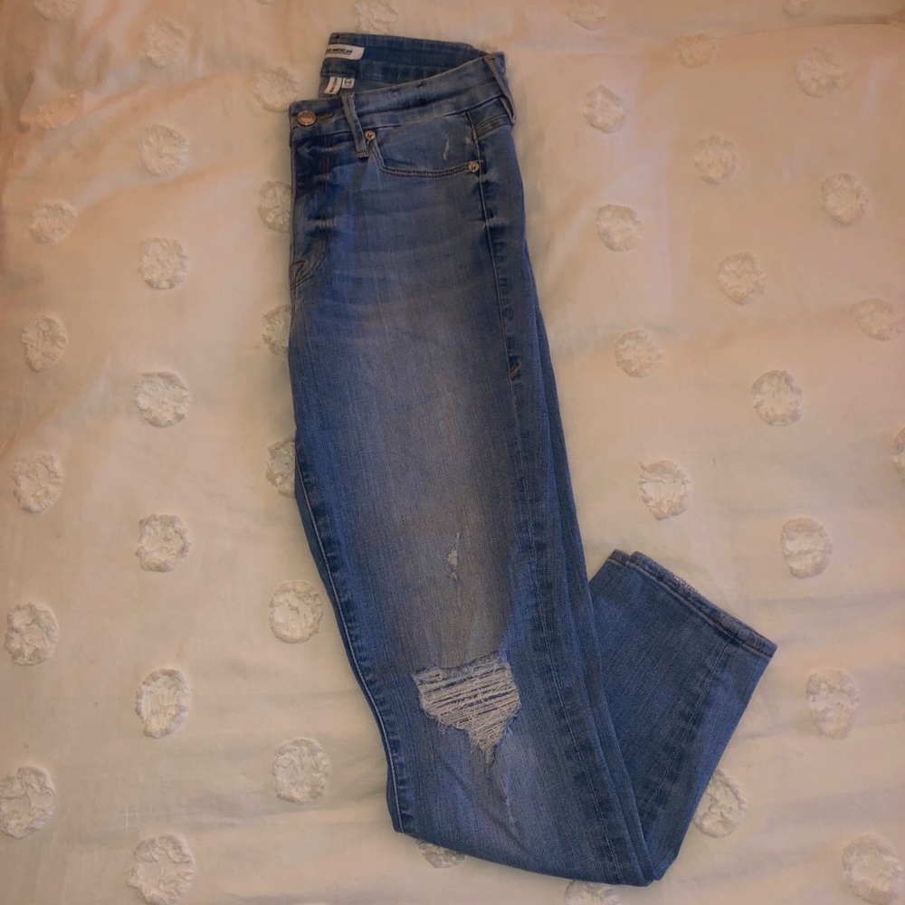 Good American Good Legs Skinny jeans.